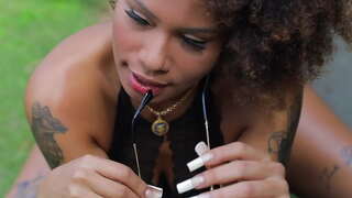 Qonağın bunduu Sent muito-no-moleke.