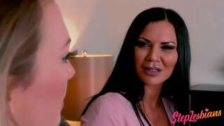 ���ੁਤੇਲੀ ਮਾਂ ਦੀ ਧੀ ਨੂੰ ਪਤਾ ਲੱਗਦਾ ਹੈ ਕਰਨਾ ਹੈ, ਨੂੰ ਸੈਕਸ ਲੈਸਬੀਅਨ