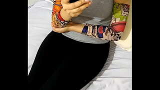 ���ရစ္စမတ်ပွဲကျင်းပ။ အစ်ဂရုခံပေးခြင်းအကောင်းဆုံး blowjob လုပ်ဖို့သူ့ကို